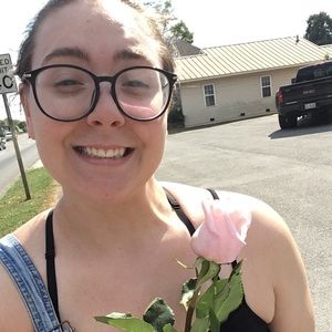 Meet your Posher, Madison